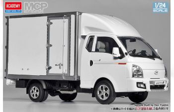 Сборная модель Hyundai Porter II Box Truck