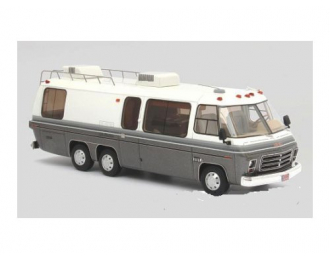 GMC Motorhome (кемпер) 1976 White/Metallic Grey