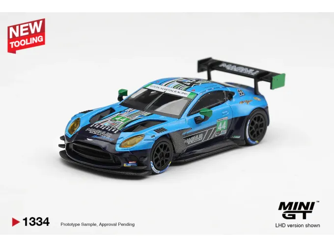 ASTON MARTIN Vantage GT3 Evo #44 Magnus Racing Daytona 24 hrs (2025), blue/black 