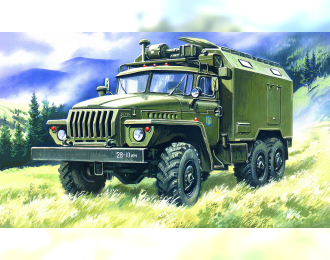 Сборная модель Уральский 43203 Командная машина