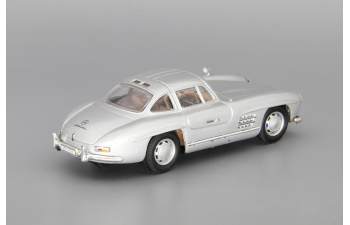 MERCEDES-BENZ 300SL Roadster, silver