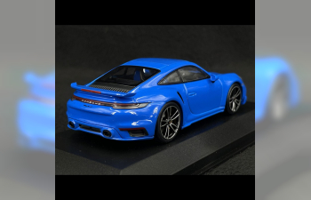 PORSCHE 911 (992) Turbo S Coupe Sport Design (2021), blue