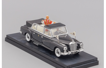 MERCEDES-BENZ 300 D Limousine (1960) - With Figure Pope - Papa Giovanni Xxiii, black