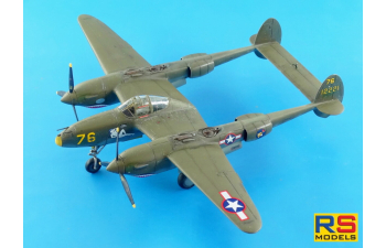 Сборная модель P-38E Lightning "Aleutian"