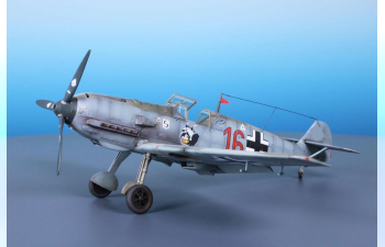 Сборная модель Messerschmitt Bf 109E-1 ‘Lightly-Armed Emil’