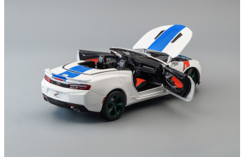 CHEVROLET Camaro SS Convertible 101 Running Indy 500 Presented 2017 White (Greenlight!)