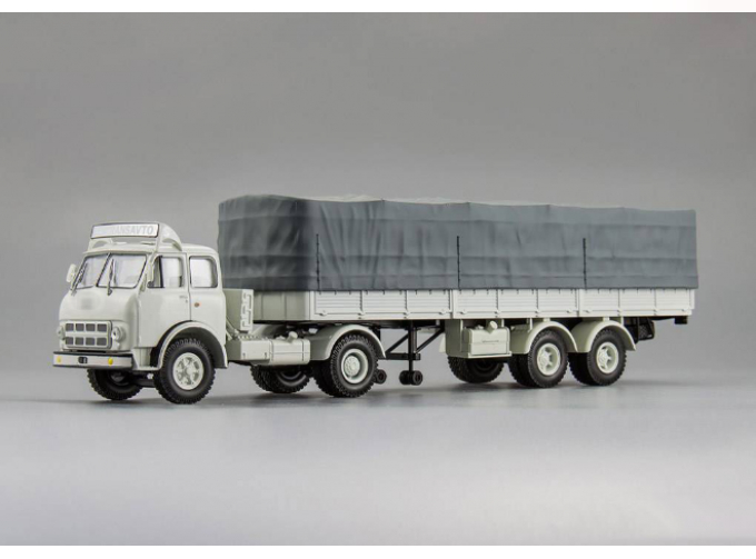 Минский 504В с полуприцепом 5205А SovTransavto, белый