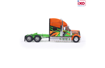INTERNATIONAL Lonestar (2010), orange/green
