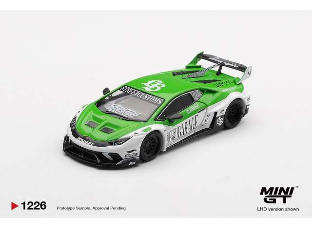 Lamborghini Huracan LB Works GT Street Customs, white/green 2025