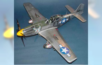 Сборная модель Американский истребитель North American P-51D Mustang IV