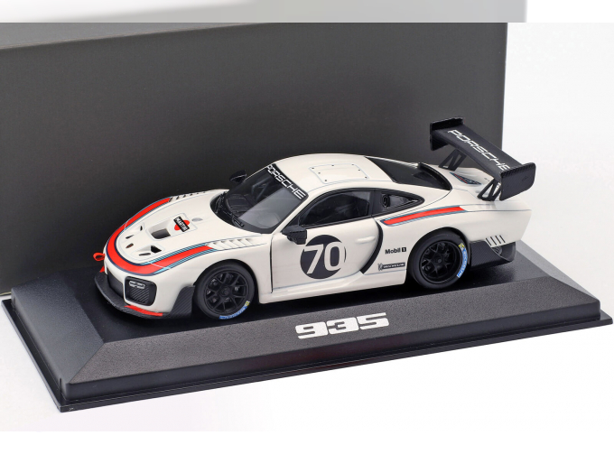 Porsche 935 (Basis Porsche 991 GT2 RS (2018), white