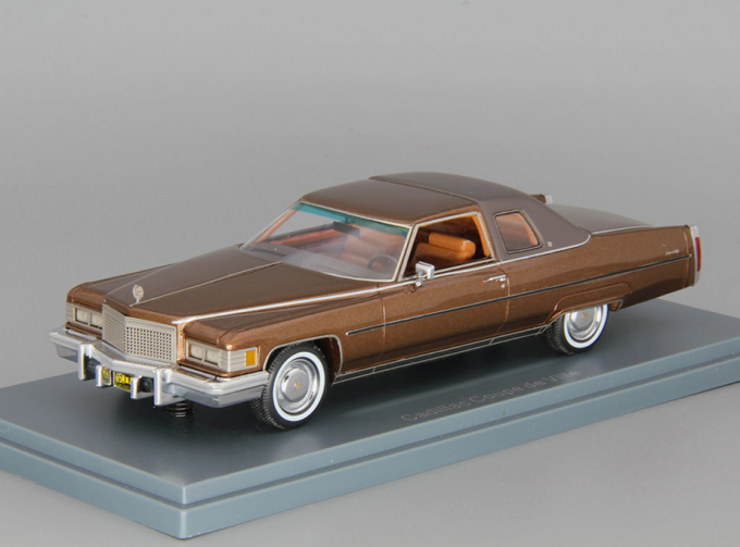 CADILLAC Coupe de Ville, brown metallic