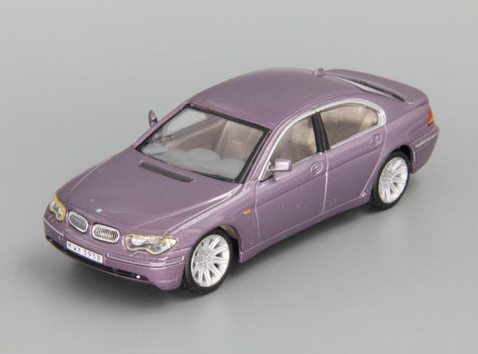 BMW 7 Series, purple