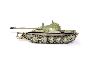 Сборная модель Танк Т-55 с БТУ-55