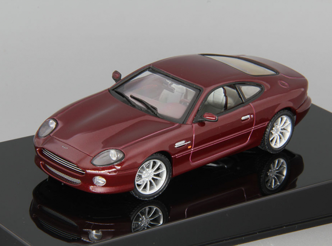 ASTON MARTIN DB7 Vantage (2000), red mettalic