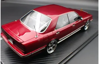 NISSAN Cedric CIMA (Y31), wine red