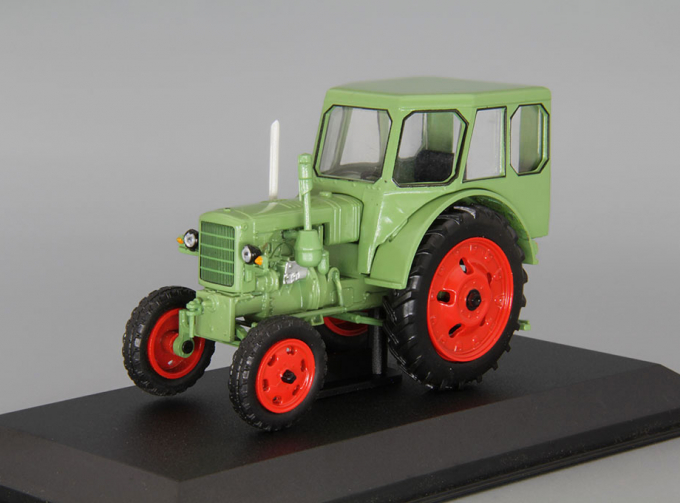 (Уценка!) IFA RS О4-30, Тракторы 93, зеленый