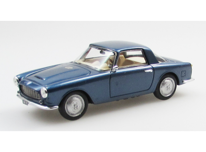 ОСКА 1600 GT купе производства Фиссоре (1960), синий