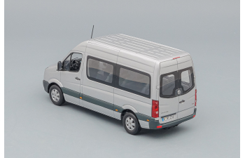 VOLKSWAGEN Crafter Minibus, silver