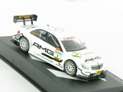 MERCEDES-BENZ Classe-C AMG, серия Passion de la Vitesse 16, белый