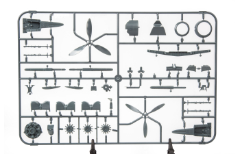 Сборная модель истребитель Fw 190A-5 Light Fighter - Weekend Edition
