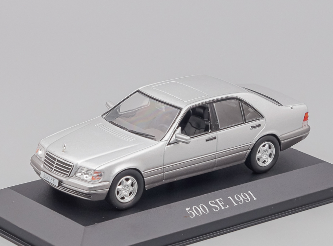 MERCEDES-BENZ 500 SE (1991), Mercedes-Benz Offizielle Modell-Sammlung 55, silver