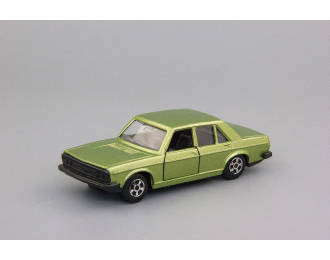 Audi 100 LS, gold met