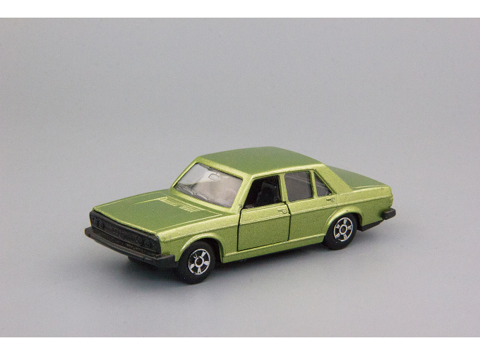 Audi 100 LS, gold met