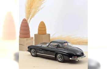 MERCEDES-BENZ 300 SL (1954), black