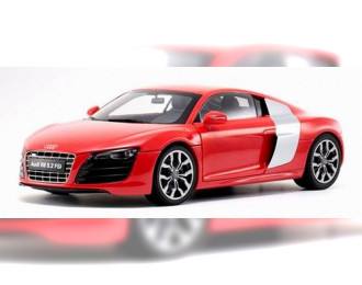 AUDI R8 5.2FSI quattro, Brillant red