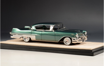 CADILLAC Fleetwood Sixty Special (1957), Arlington Green Metallic