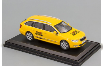 SKODA Superb II Combi (2009) - AAA Taxi