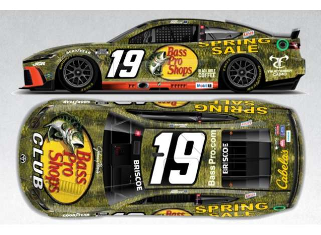 Toyota Camry XSE #19 Chase Briscoe *Bass Pro Shops Spring Fishing Classic*, green/red/yellow 2025