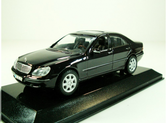 MERCEDES-BENZ S-Class, черный