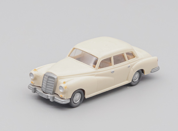 MERCEDES-BENZ 300, beige