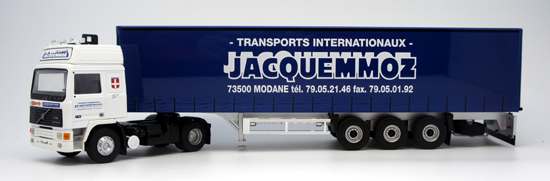 VOLVO F12 CARGO BULL TPS c полуприцепом "JACQUEMMOZ" 1995