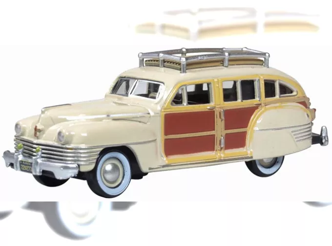 CHRYSLER Town & Country Woody Wagon (1942), beige