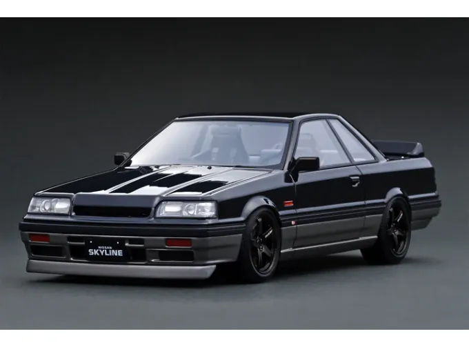 NISSAN Skyline GTS-R (R31), black/silver