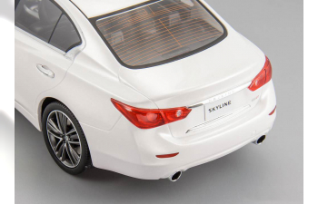 INFINITI Skyline Q50, white