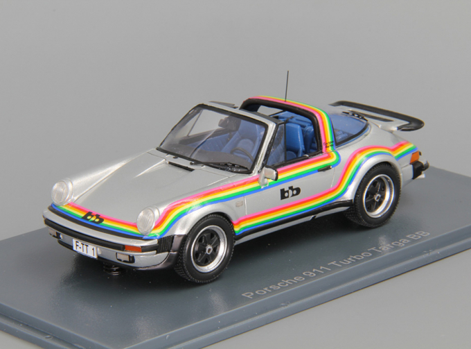 PORSCHE 911 Turbo Targa (930) B&B Design (1975), silver