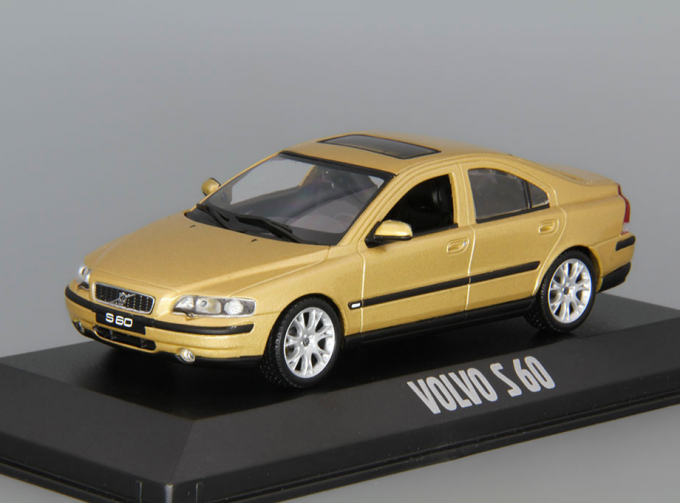 VOLVO S60 (2002), gold