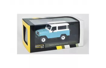 NISSAN Patrol 300 H-6 (1970) light blue / white