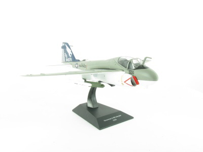 Grumman A-6E Intruder (États-Unis), серия Avions de Combat à Réaction 45, хаки