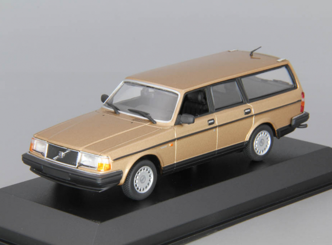 VOLVO 240 GL Break (1986), gold