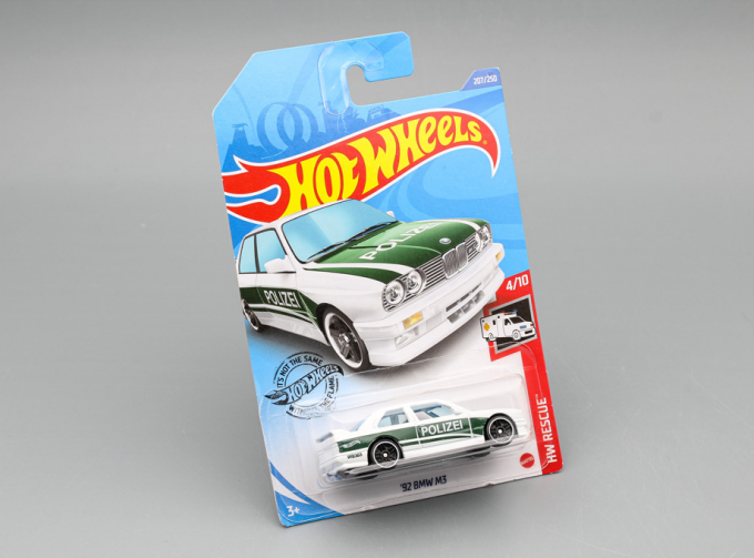 BMW M3 1992, white / green