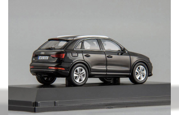 Audi Q3 Facelift 2015 (black)