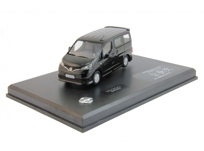 NISSAN NV200 Vanette (2010), black