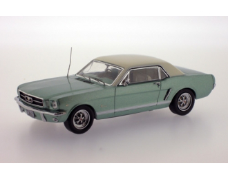 FORD MUSTANG 1965, Metallic Green/White