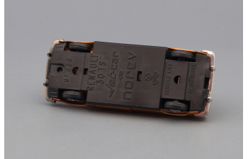 RENAULT 30 TS, orange metallic