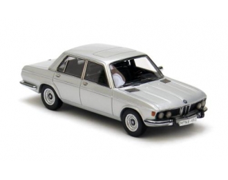 BMW 3.0i E3 Berline (1975), silver metallic